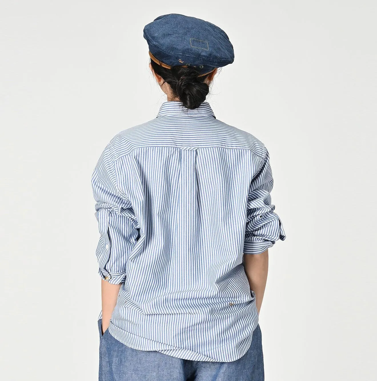 Light Oxford 908 Loafer Buttondown Shirt sold by 45r product image thumbnail 4