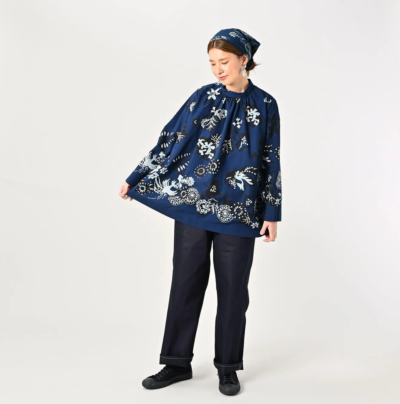 Indigo Fushicho Blouse (Size 3) sold by 45r product image thumbnail 2