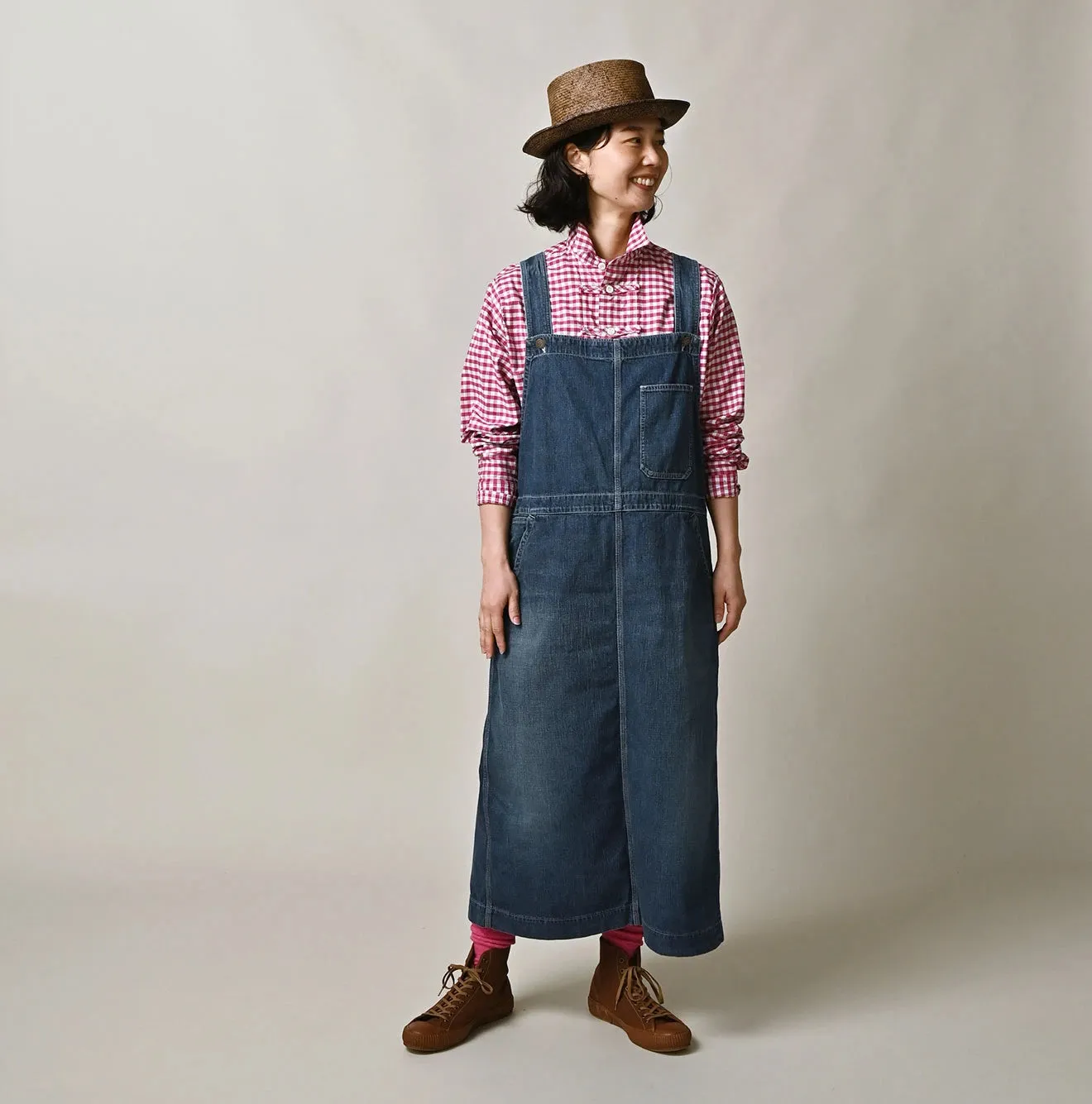 Mugihiko Denim Over Skirt Zyu sold by 45r product image thumbnail 2