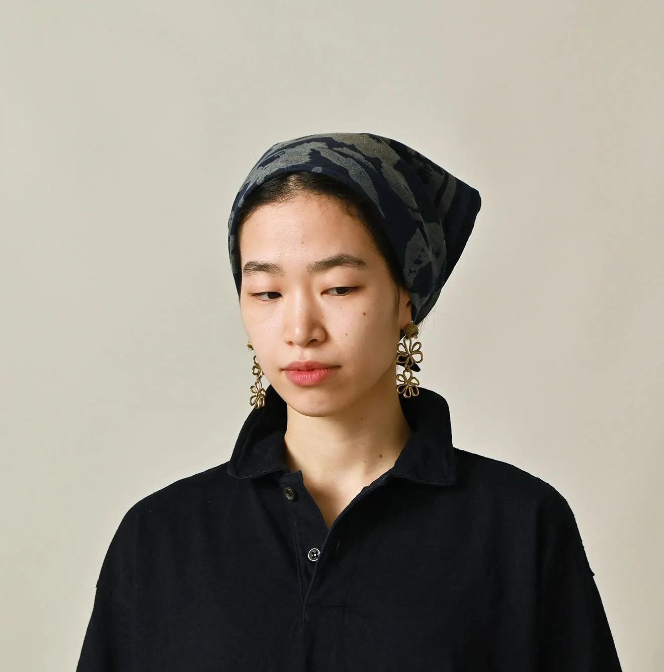 Indigo Linen Flax Flower Bandana sold by 45r product image thumbnail 2