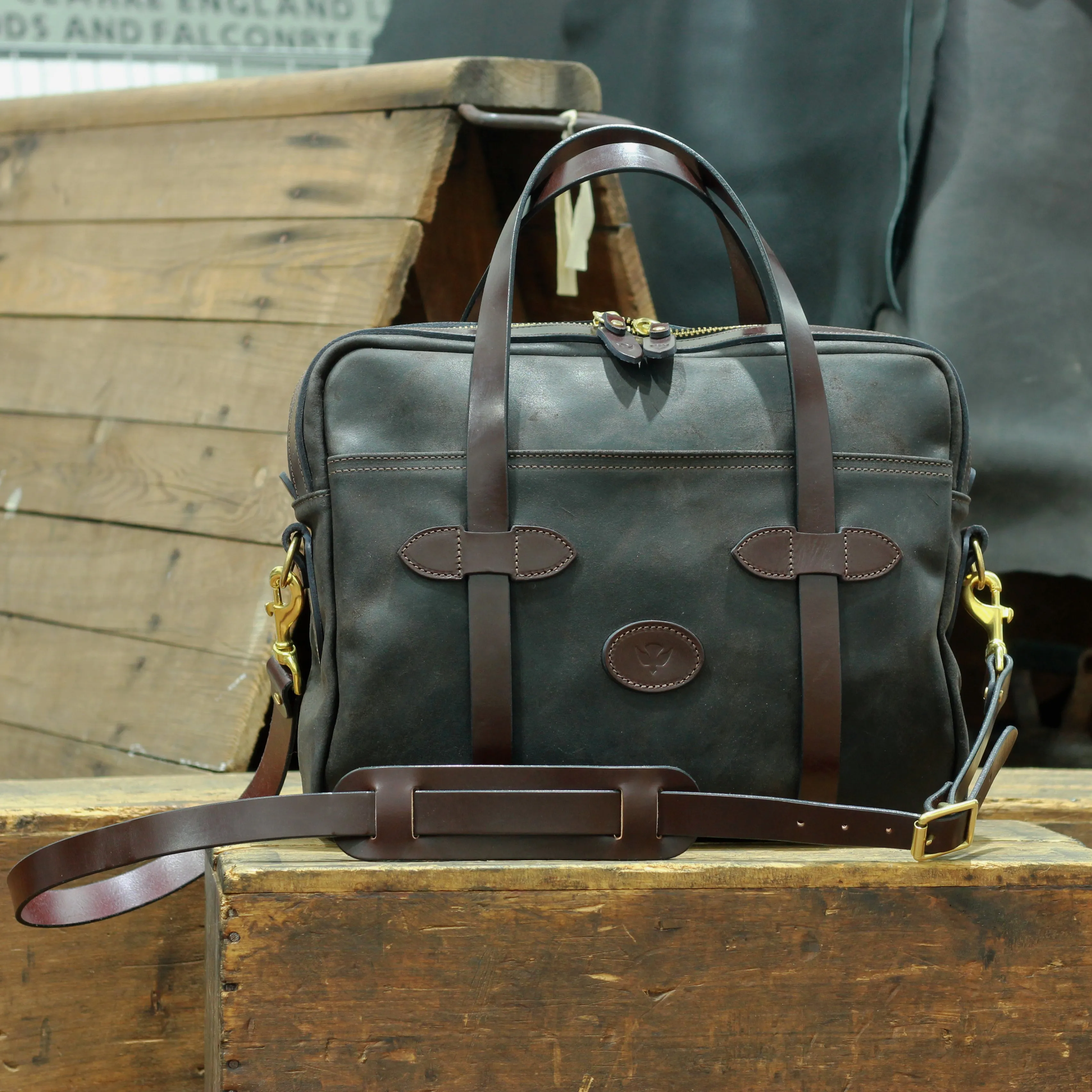 Heritage Leather Briefcase: C.F. Stead Waxy Commander Edition sold by Ashley Clarke England product image thumbnail 3