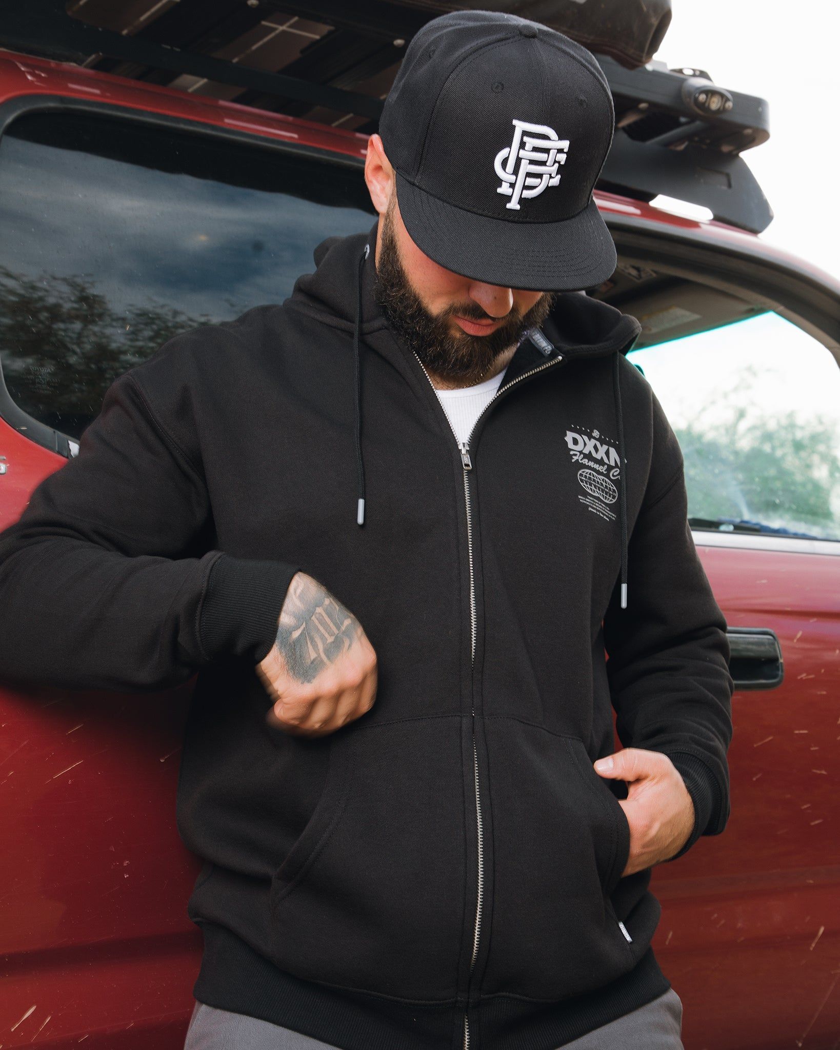 Gray Tech Zip Up - Black sold by Dixxon product image thumbnail 2