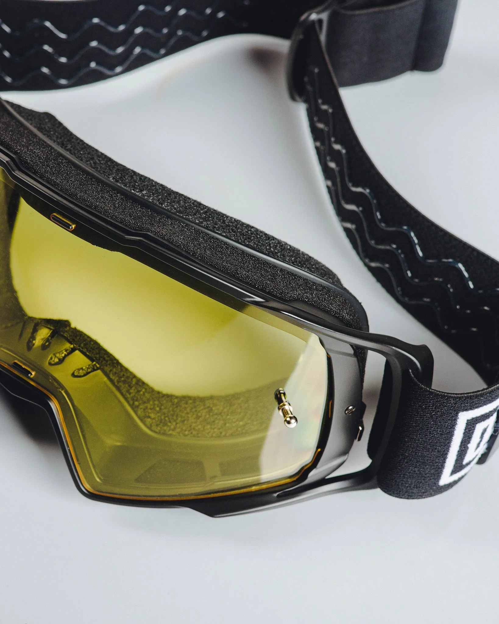 Contender MX Goggles Sand - Black & White / Yellow Lens sold by Dixxon product image thumbnail 3
