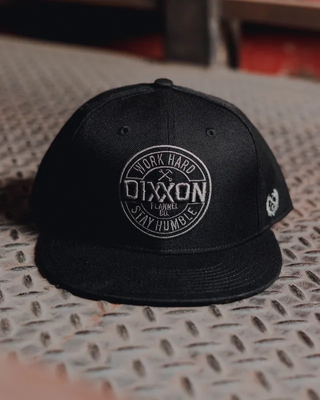 Gray Corpo Flat Bill Snapback - Black made by Dixxon
