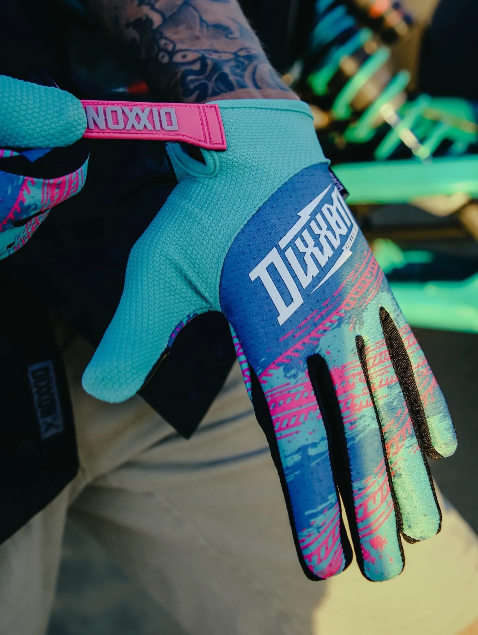 Retro Tread Moto Gloves sold by Dixxon product image thumbnail 2