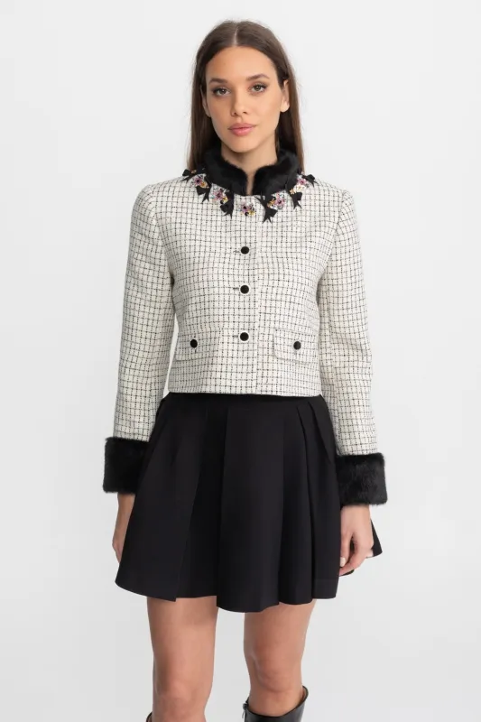 Textured Tweed Jacket with Embellished Fox Fur Collar – Ivoire & Black made by Sierra darien
