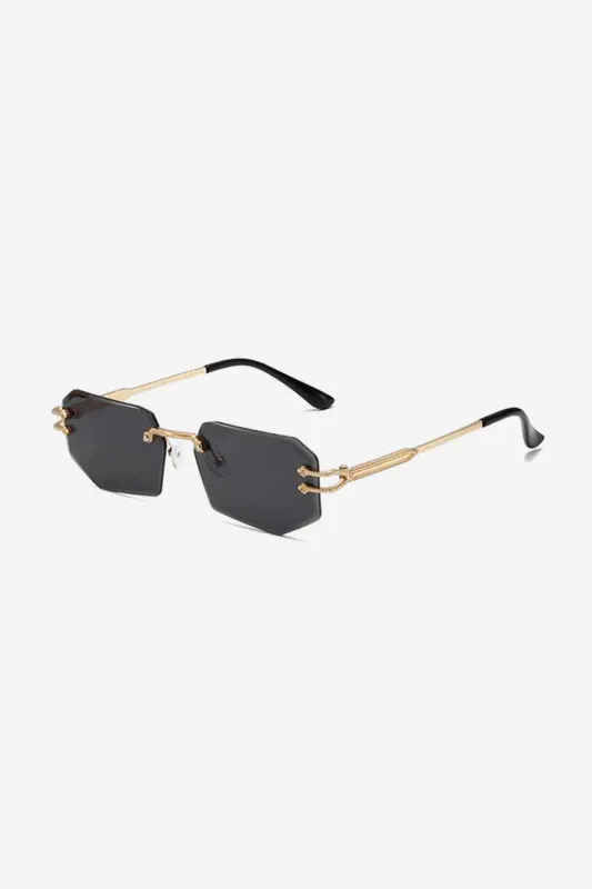 Rimless Geometric Sunglasses with Textured Gold Chain Temples – Black made by Sierra darien