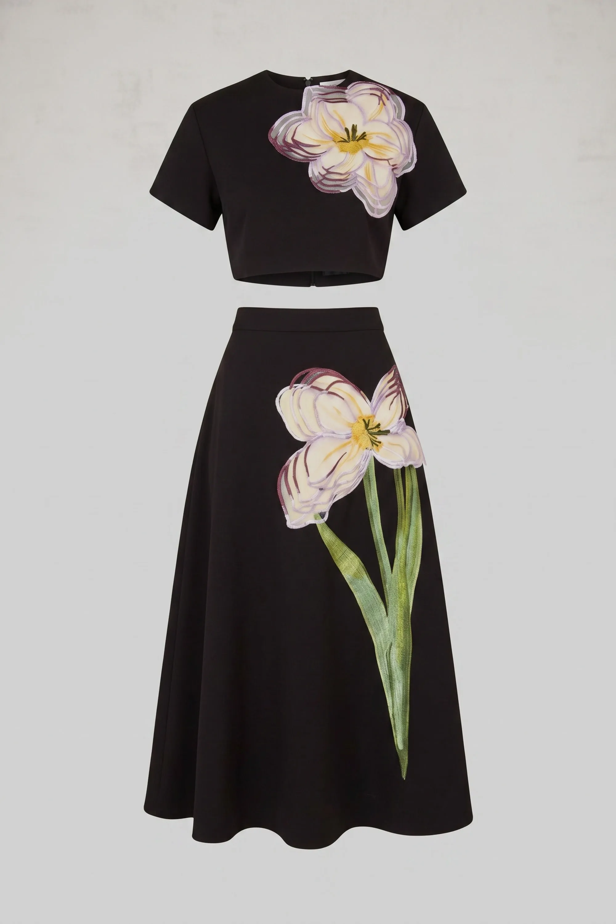 Short-Sleeve Floral-Print Co-Ord Set With Crop Top And Maxi Skirt - Black sold by Sierra darien product image thumbnail 2