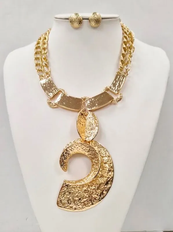 GOLD METAL NECKLACE SET ( 11256 G ) sold by Oh My Jewelry
