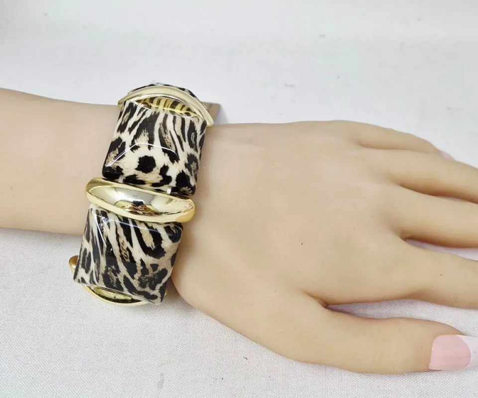 GOLD LEOPARD PRINT STRETCH BRACELET ( 10463 GLE ) sold by Oh My Jewelry