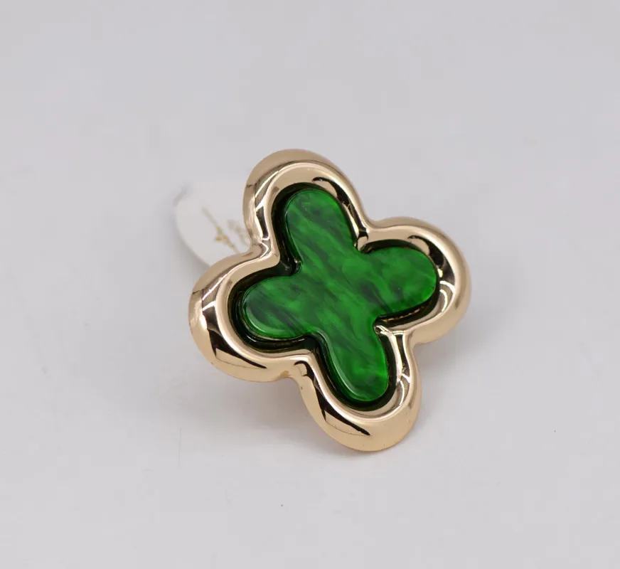 GREEN QUATREFOIL STRETCH RING ( 1014 GLGRN ) sold by Oh My Jewelry