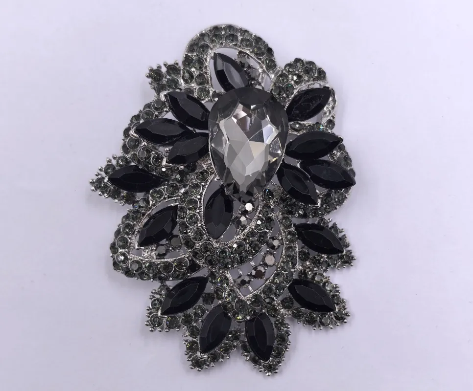 SILVER BROOCH BLACK STONES ( 0055 3J ) sold by Oh My Jewelry