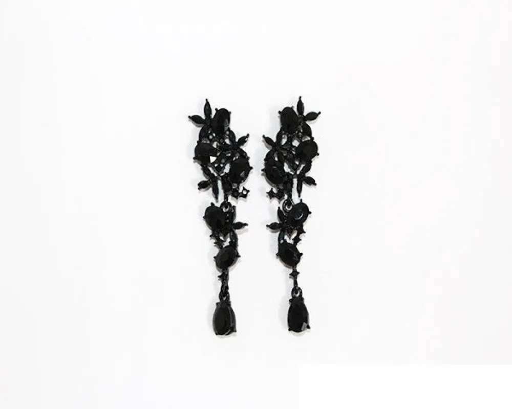 BLACK CRYSTAL EARRINGS ( 1955 BKJET ) made by Oh My Jewelry