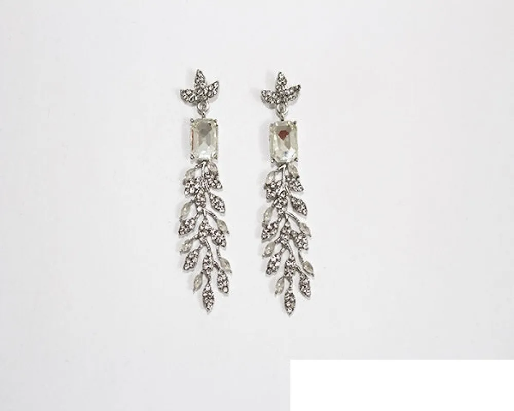 SILVER CLEAR EARRINGS ( 1926 SCRY ) sold by Oh My Jewelry