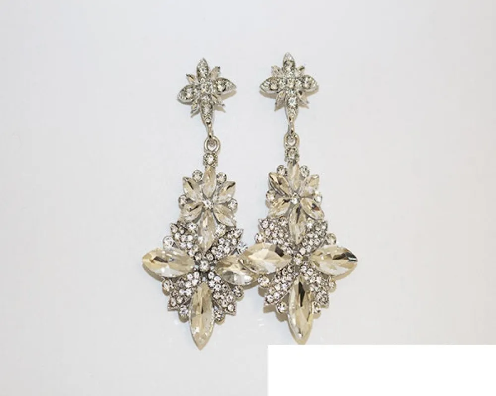 SILVER CLEAR RHINESTONE EARRINGS ( 1764 SCRY ) sold by Oh My Jewelry