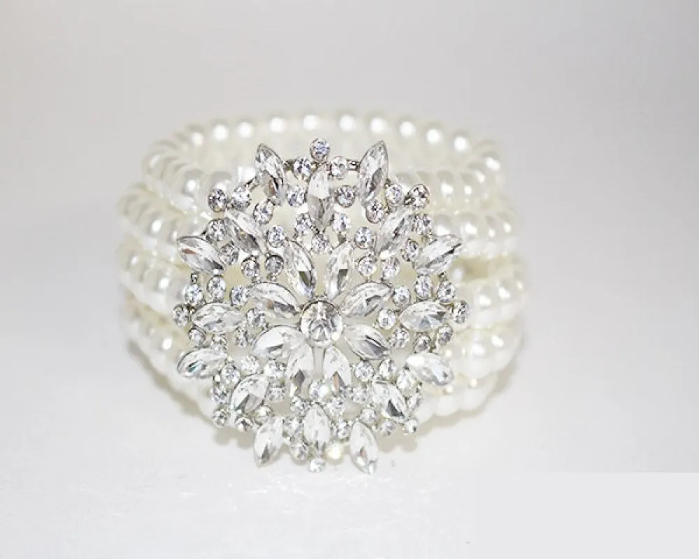 SILVER STRETCH BRACELET PEARL BRACELET ( 1106 SWH ) sold by Oh My Jewelry