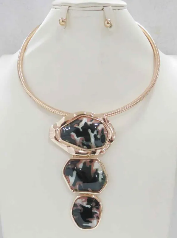 CAMOUFLAGE CHOKER NECKLACE SET ( 5197 CMFG ) sold by Oh My Jewelry