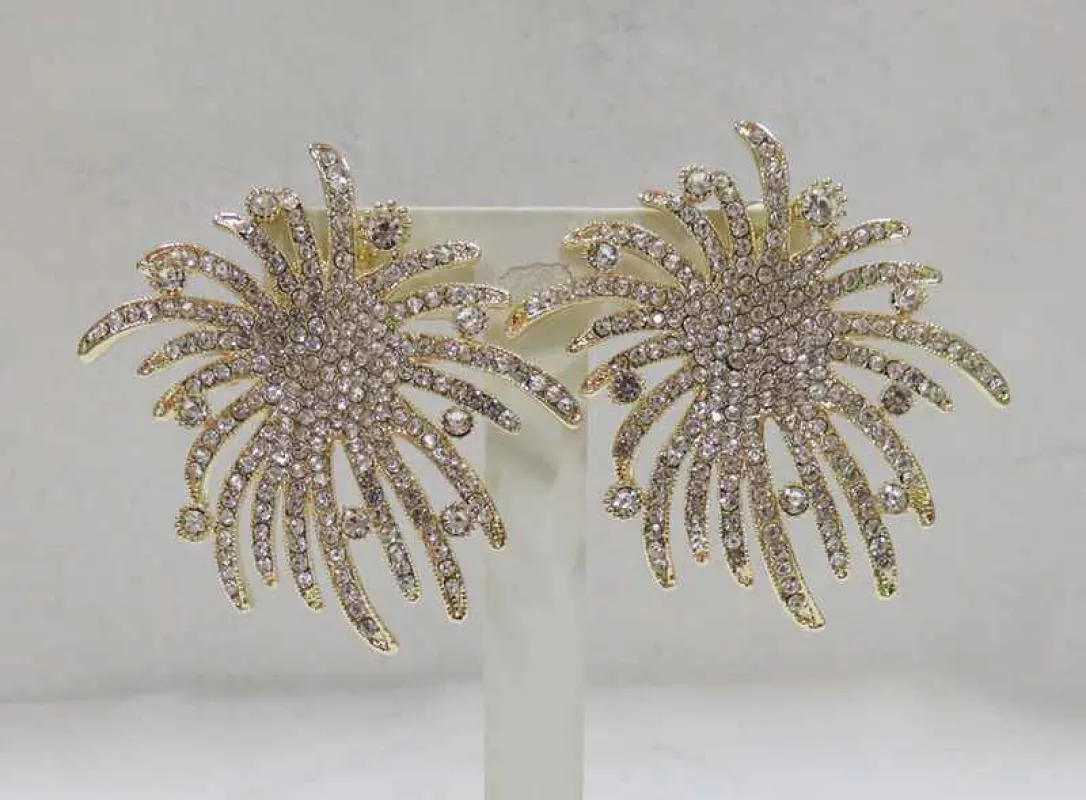 GOLD CLEAR CLIP ON EARRINGS (YEC 3253 GCL ) made by Oh My Jewelry