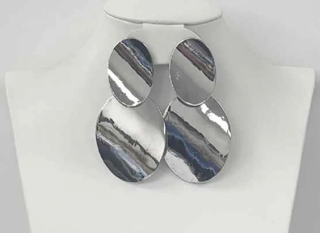 SILVER CLIP ON EARRINGS ( 3093 S ) sold by Oh My Jewelry
