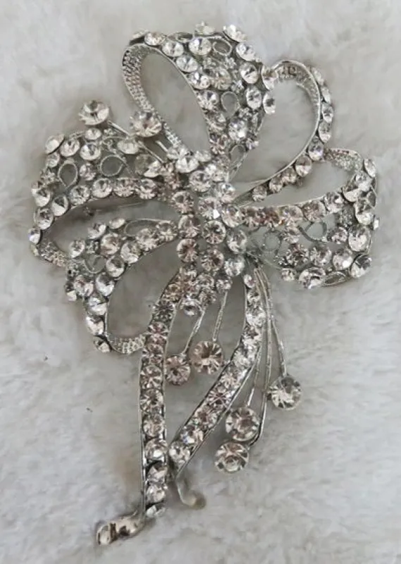 SILVER CLEAR BROOCH PIN ( 2978 SCL ) sold by Oh My Jewelry
