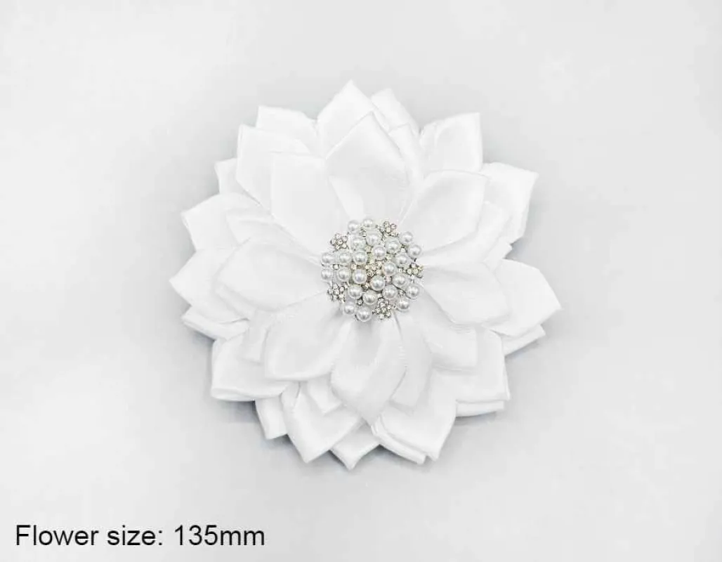WHITE FLOWER BROOCH ( 1500 WH ) sold by Oh My Jewelry