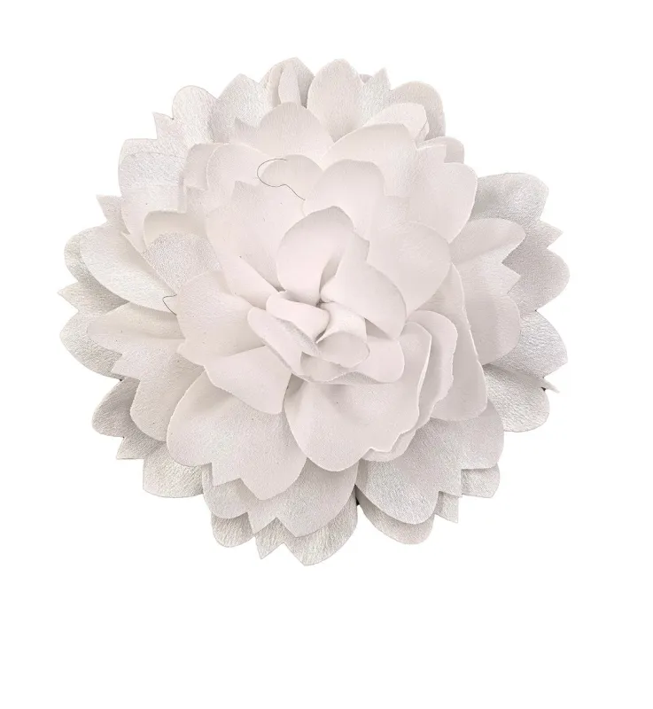 WHITE FLOWER BROOCH ( 0158 WH ) made by Oh My Jewelry