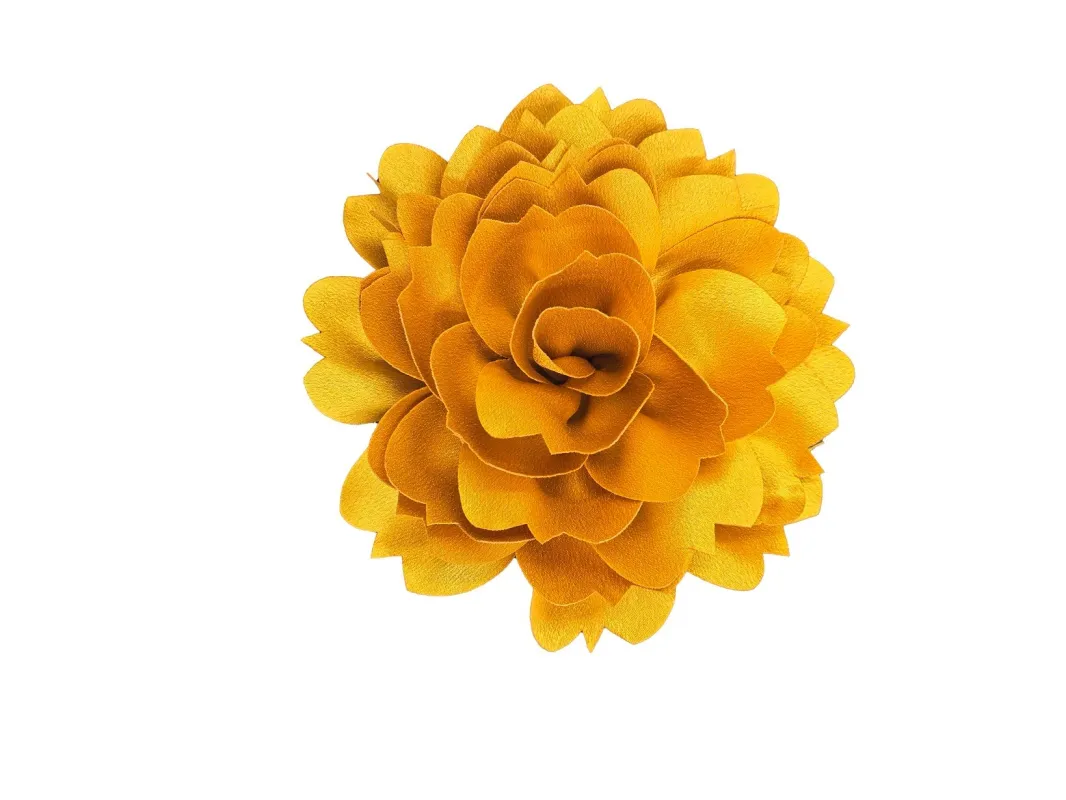 GOLD FLOWER BROOCH ( 0158 GD ) made by Oh My Jewelry