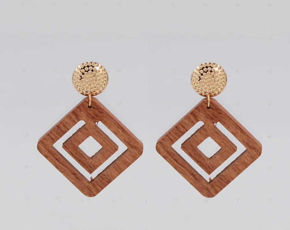 BROWN EARRINGS ( 2505 GLBRN ) sold by Oh My Jewelry
