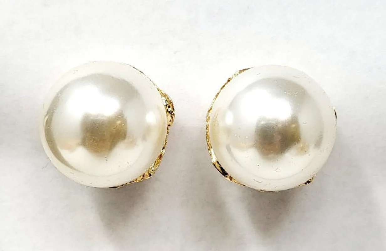 GOLD CREAM PEARL EARRINGS ( 11002 GCR ) sold by Oh My Jewelry