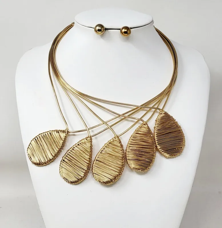GOLD NECKLACE SET ( 20049 G ) sold by Oh My Jewelry