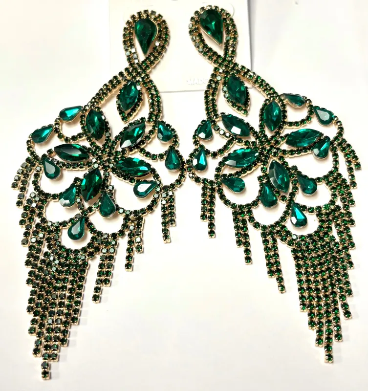 GOLD GREEN DANGLING EARRINGS ( 35234 GEM ) made by Oh My Jewelry