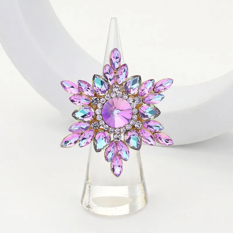 FLOWER RING ( 1343 VL ) sold by Oh My Jewelry