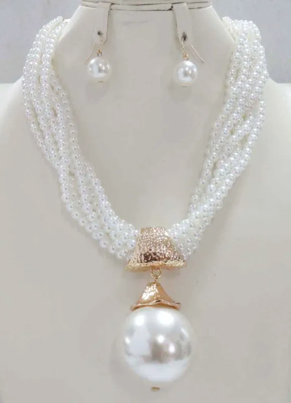GOLD WHITE PEARL NECKLACE SET ( 667 GWT ) made by Oh My Jewelry