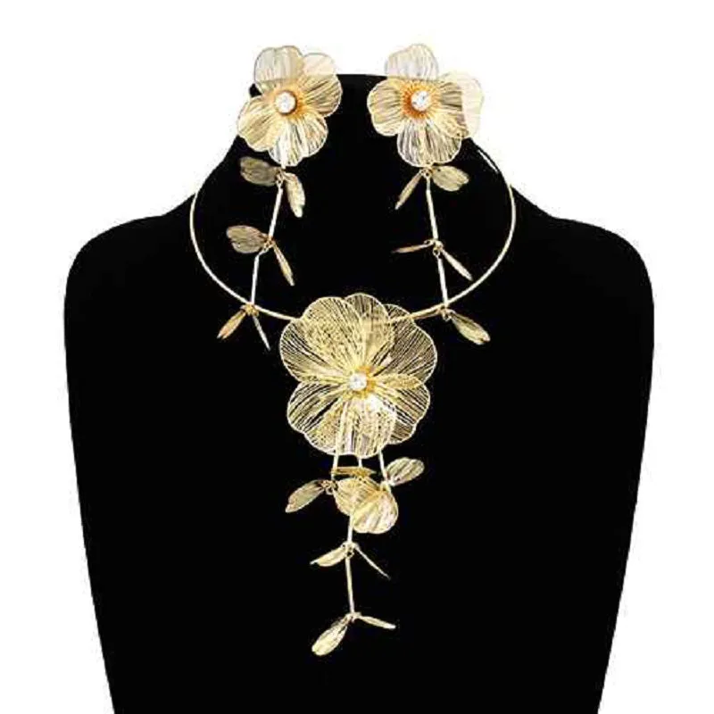 GOLD FLOWER NECKLACE SET ( 2192 GD ) sold by Oh My Jewelry