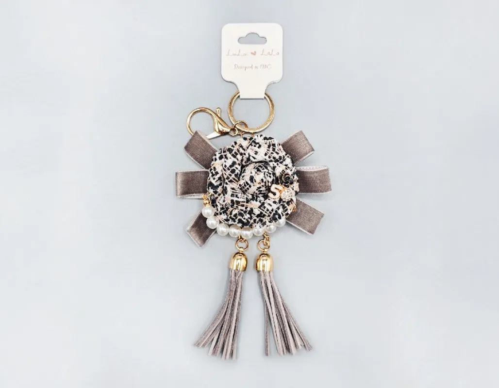FLOWER TASSEL KEYCHAIN ( 1727 GRY ) sold by Oh My Jewelry