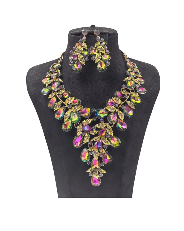TEARDROP GLASS STONE NECKLACE SET ( 0110 2GX ) made by Oh My Jewelry