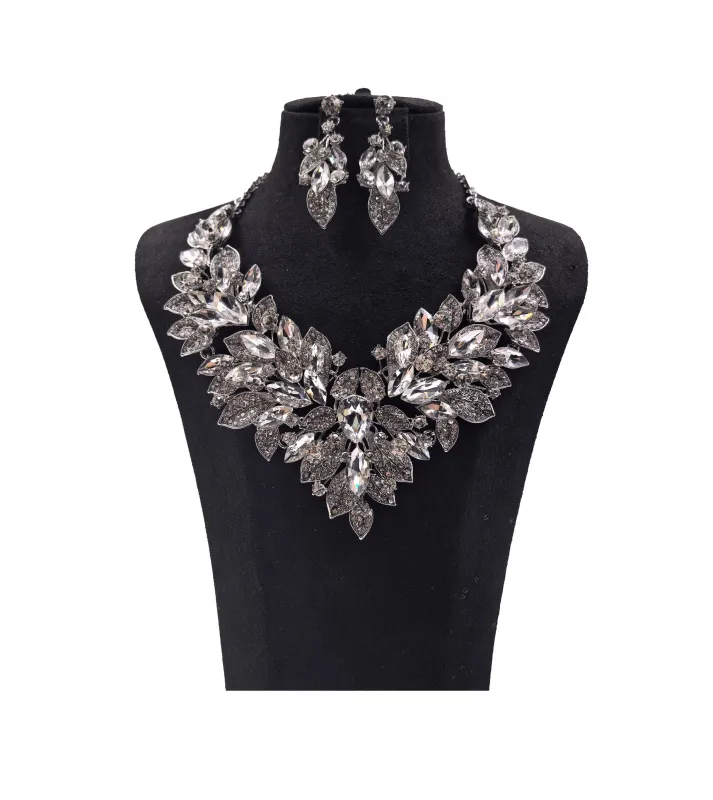 SILVER CLEAR NECKLACE SET ( 0178 3C ) sold by Oh My Jewelry