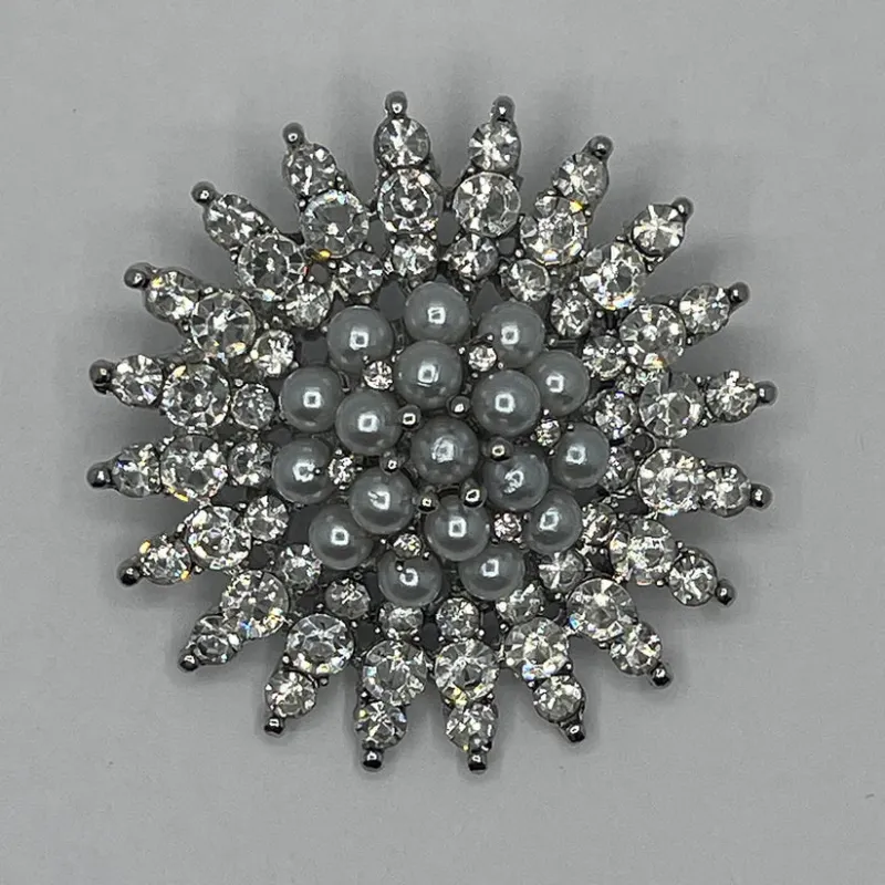 Silver White Brooch ( 06784 ) sold by Oh My Jewelry