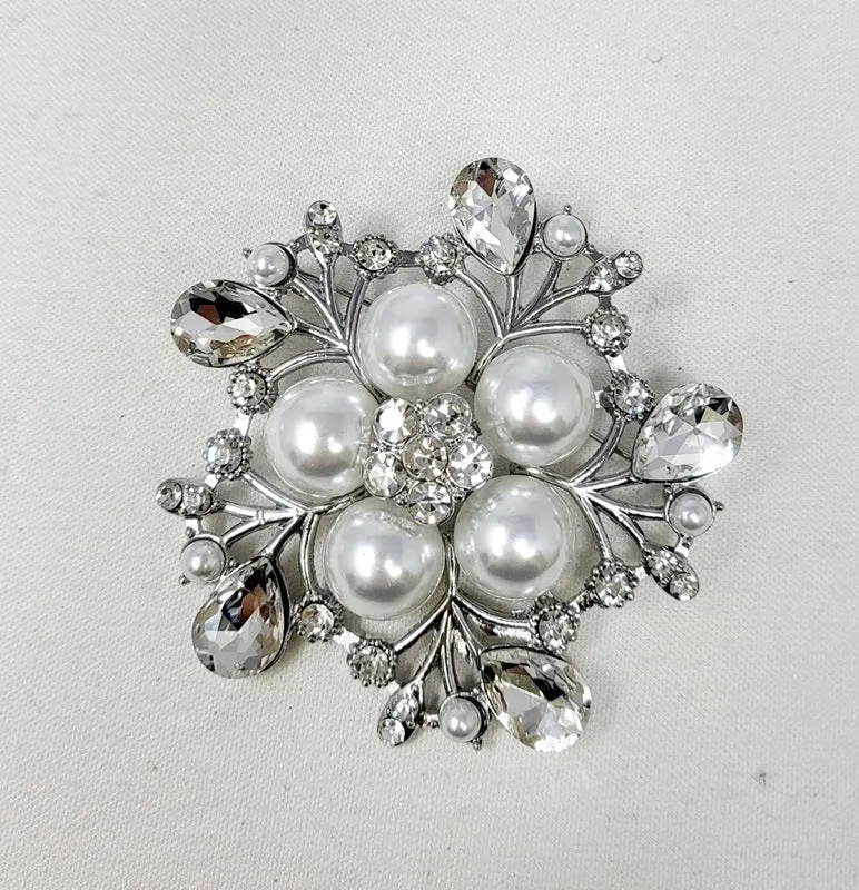 SILVER BROOCH WITH WHITE PEARLS ( 10018 RWH ) sold by Oh My Jewelry