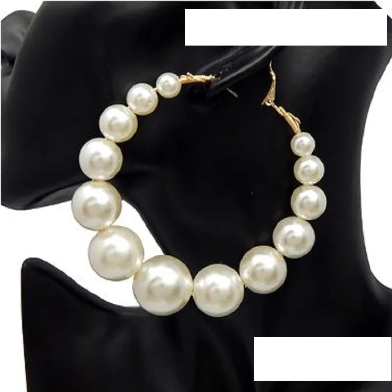 GOLD CREAM PEARL HOOP EARRINGS ( 2999 GDCRM ) sold by Oh My Jewelry