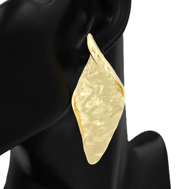 GOLD METAL EARRINGS ( 4493 GD ) sold by Oh My Jewelry