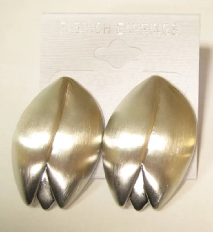 SILVER LEAF SHAPE EARRINGS ( 4007 S ) sold by Oh My Jewelry