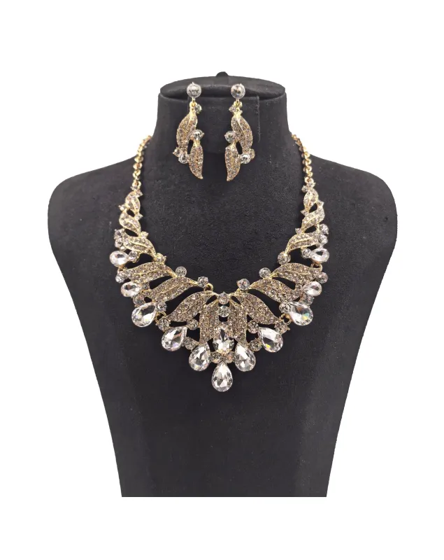 CRYSTAL NECKLACE SET ( 0146 2C ) sold by Oh My Jewelry