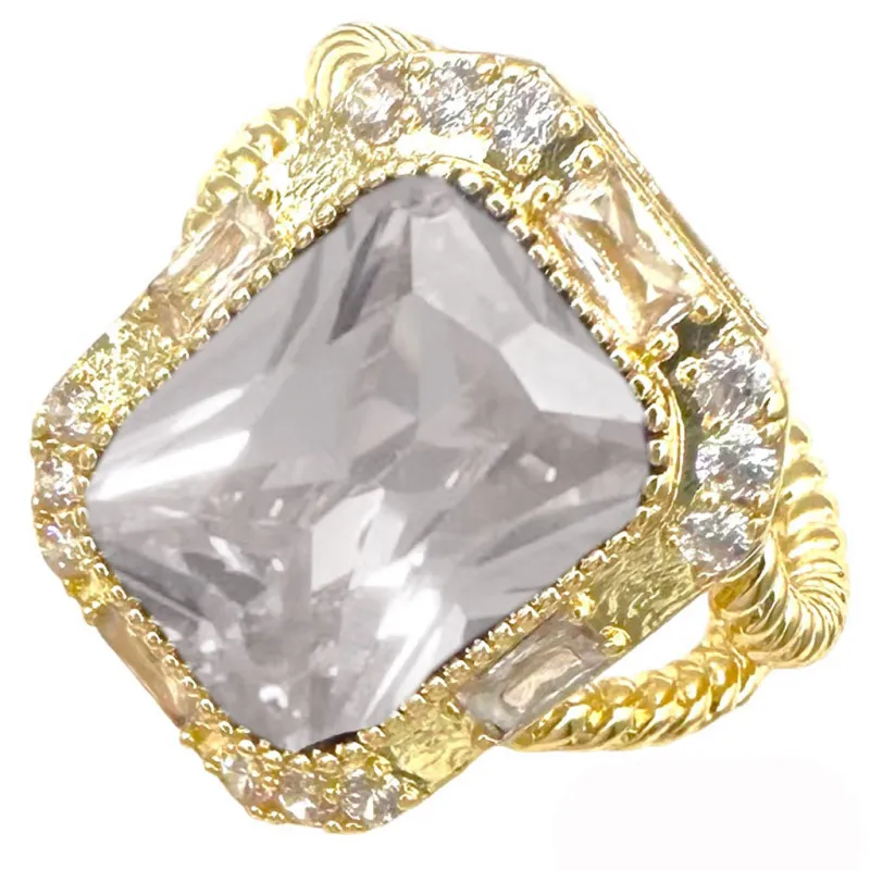 GOLD RING CLEAR STONE SIZE 6 ( 2178 GC6 ) made by Oh My Jewelry