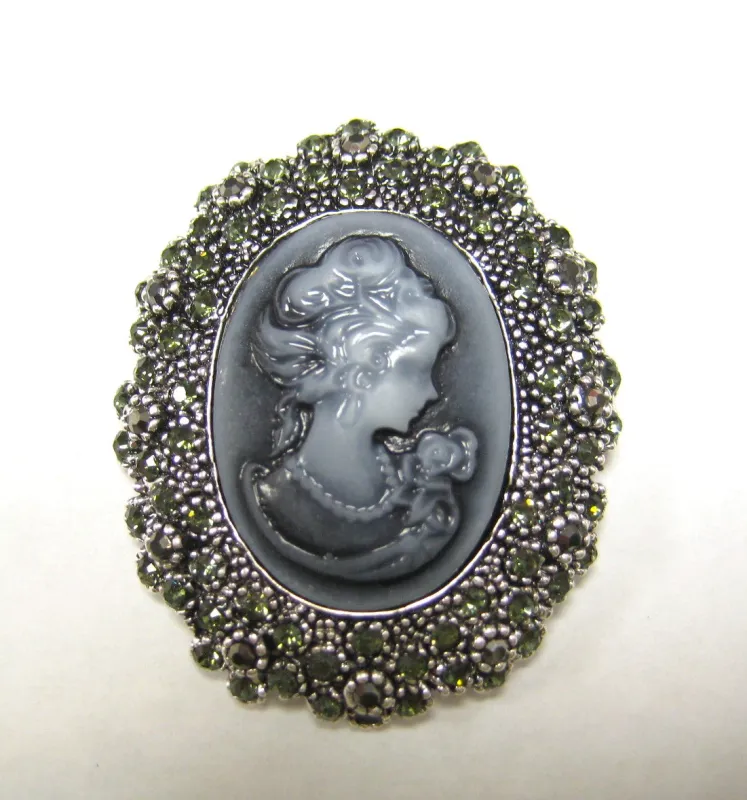 GREY CAMEO BROOCH ( 5103 GY ) sold by Oh My Jewelry