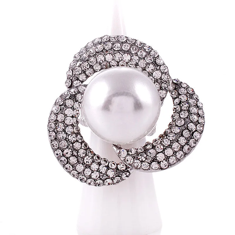 CRYSTAL FLOWER STRETCH RING PEARL ( 1329 SWP ) sold by Oh My Jewelry