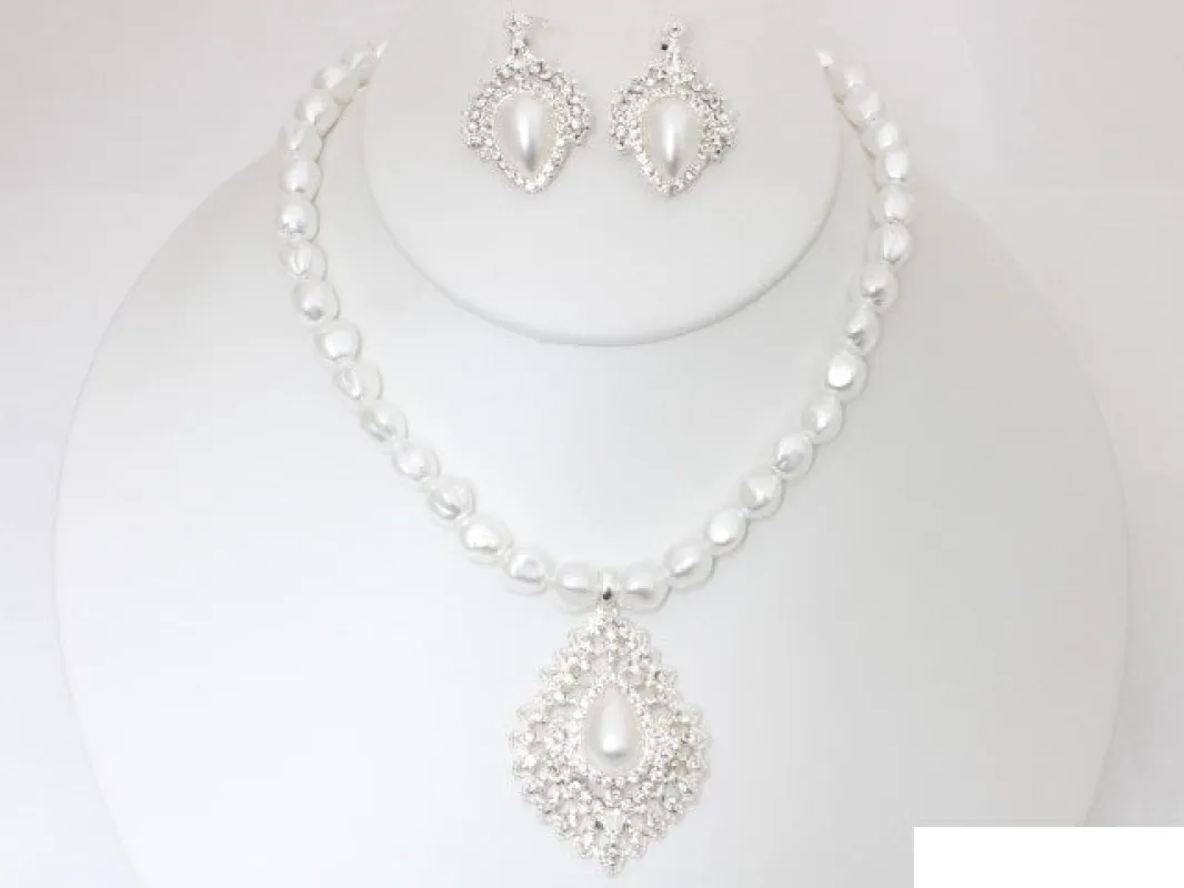 PEARL NECKLACE SET ( 20056 SWH ) sold by Oh My Jewelry