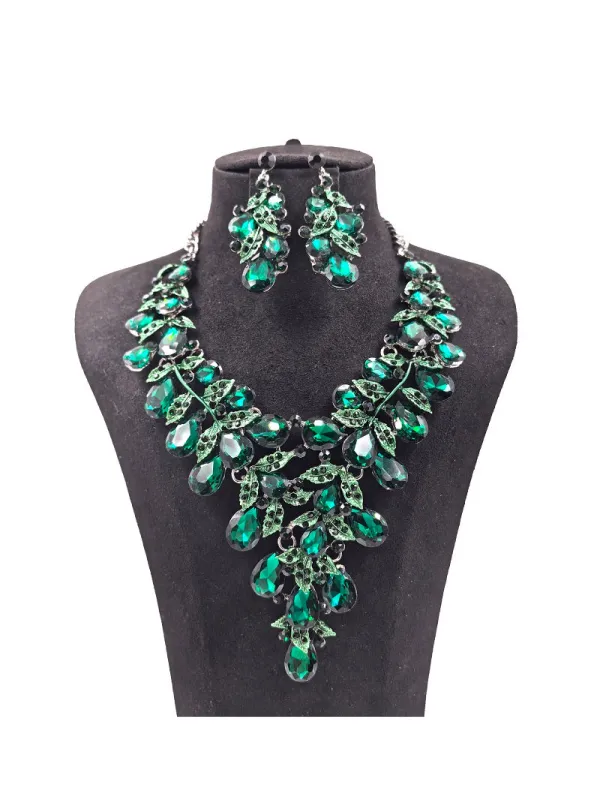 TEARDROP GLASS STONE NECKLACE SET ( 0110 3G ) made by Oh My Jewelry