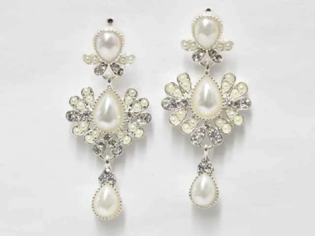 SILVER WHITE PEARL EARRINGS ( 6583 SWH ) sold by Oh My Jewelry