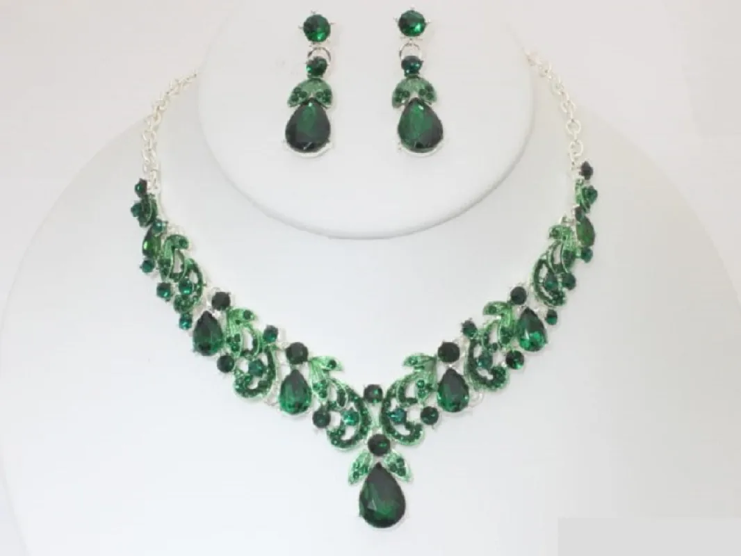 SILVER NECKLACE SET EMERALD GREEN STONES ( 19677 SEME ) sold by Oh My Jewelry